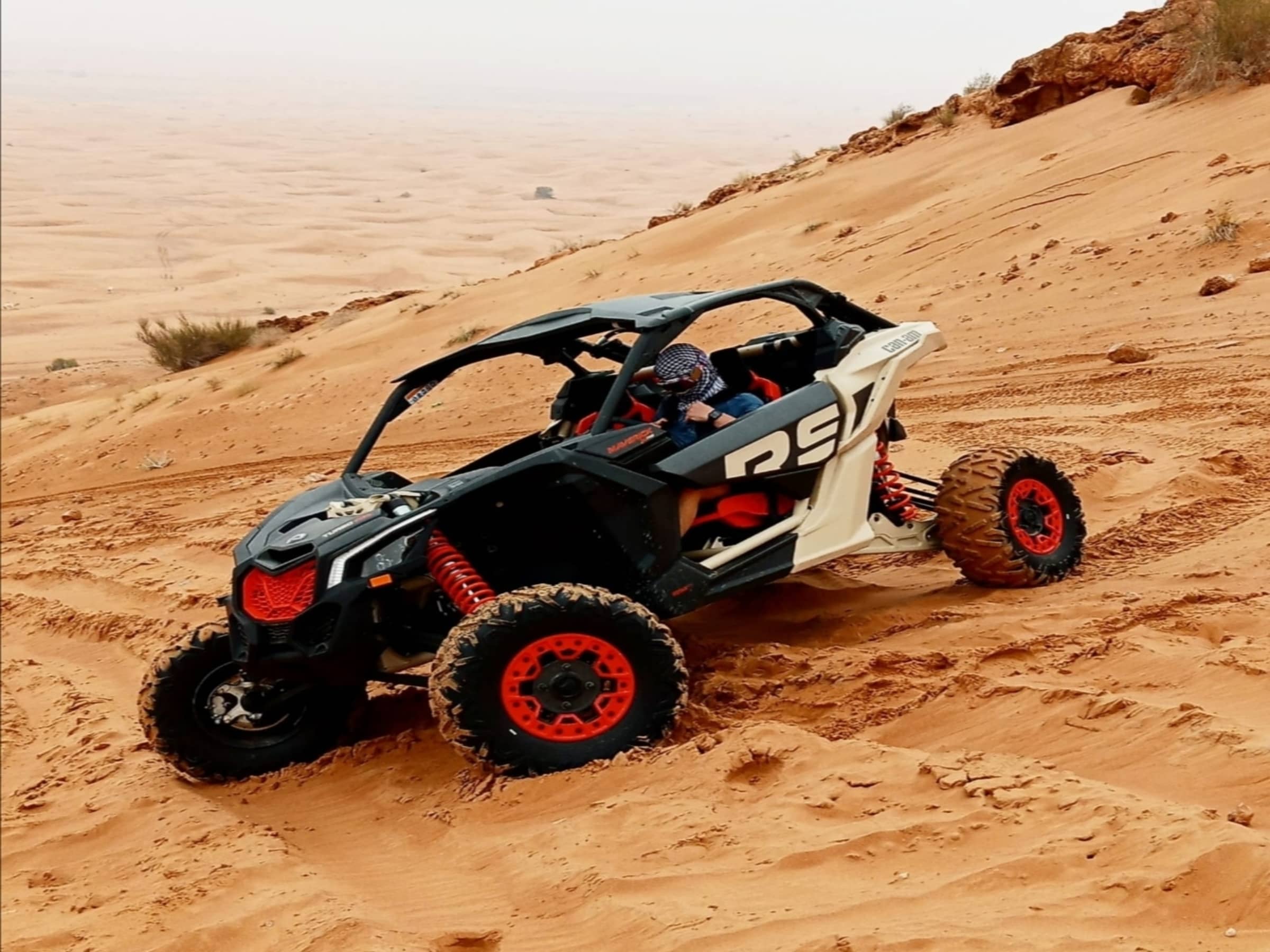 You are currently viewing Dubai Buggy Tour and 4 More Adventures to Do in Dubai